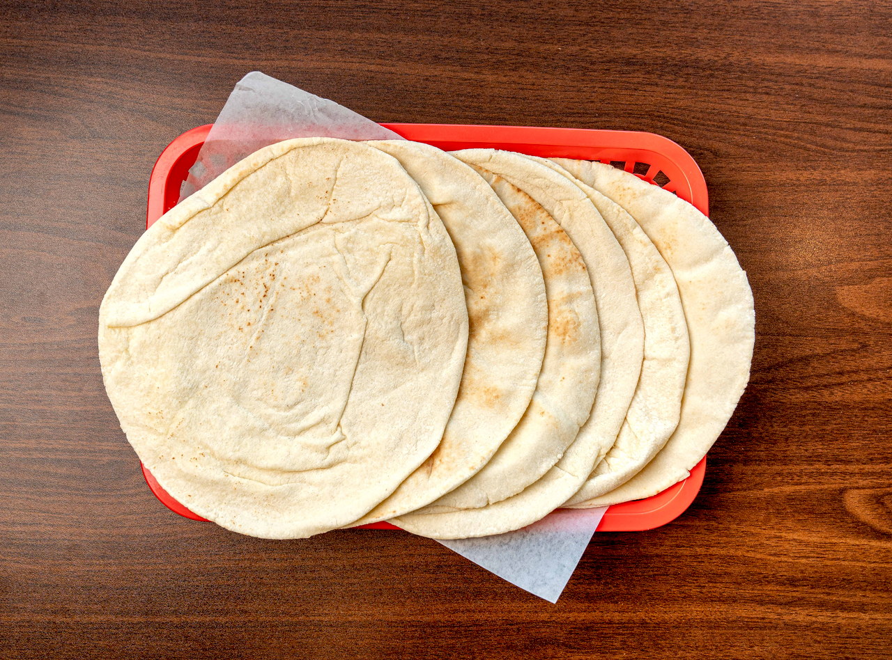 Pita (6 pack) by Chef Hisham Wattar