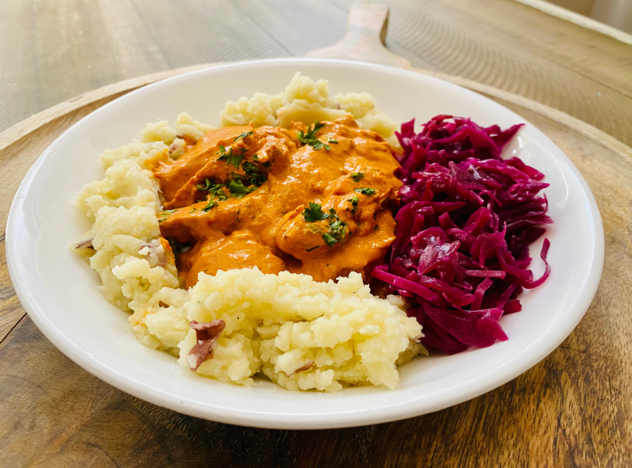 Spicy Chicken Paprikash Boxed Lunch by Chef Selma (Ramic) Mansell