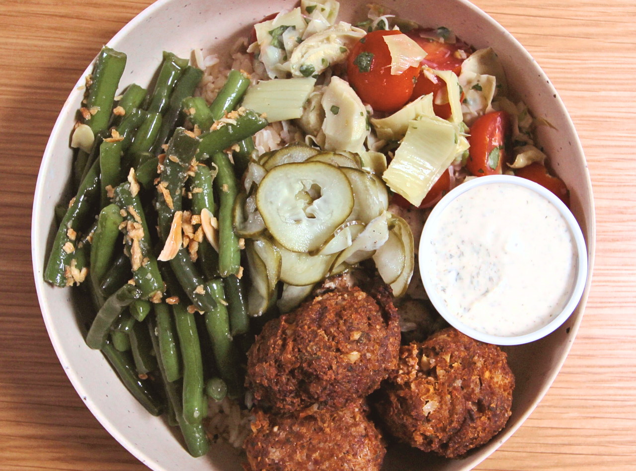 [deprecated] Turkey Meatball Cherry Tomato and Artichoke Bowl Boxed Lunch by Chef Carlos Beltre